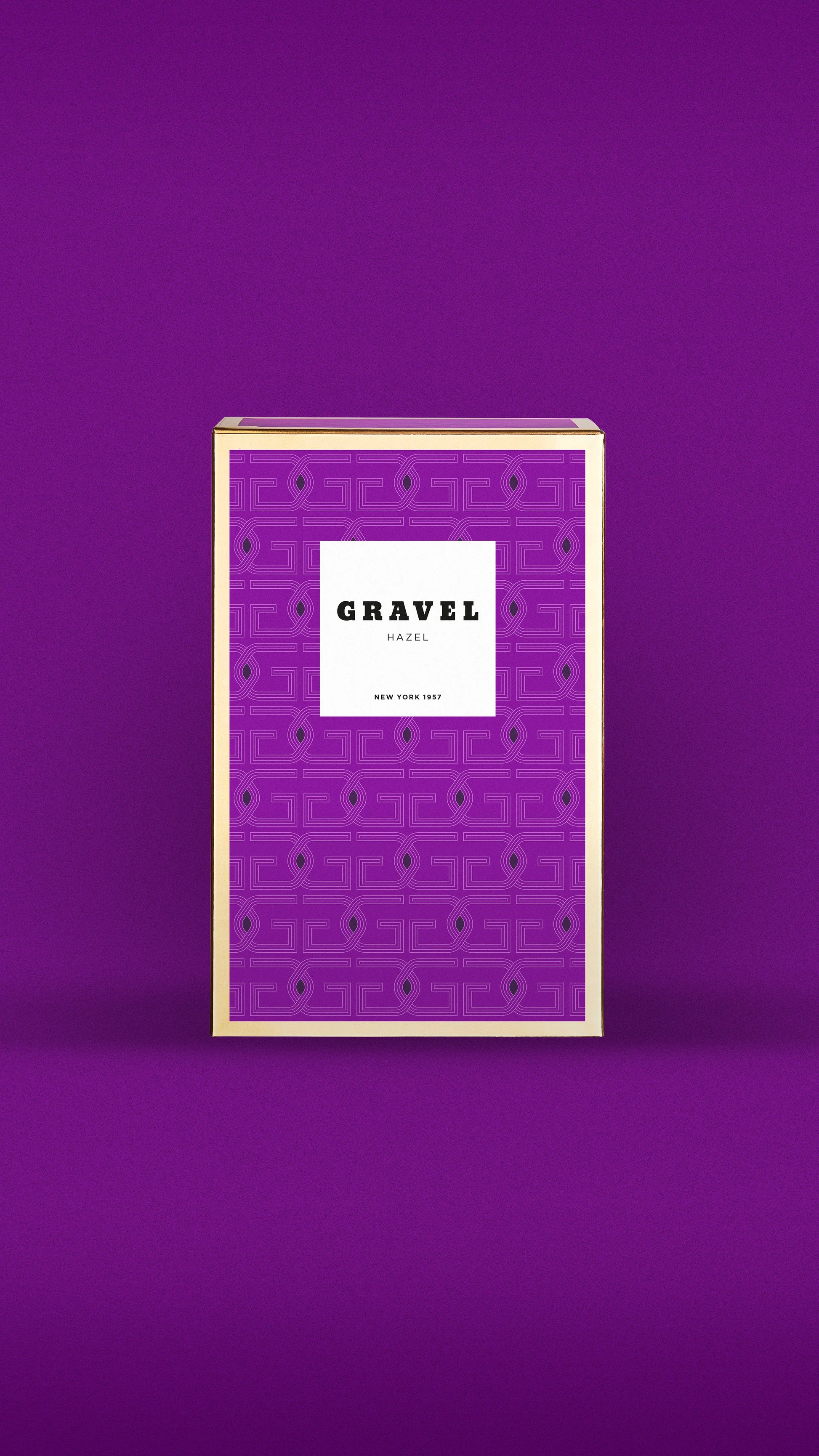 Lila Verpackung mit dem Nischenduft Hazel von Gravel